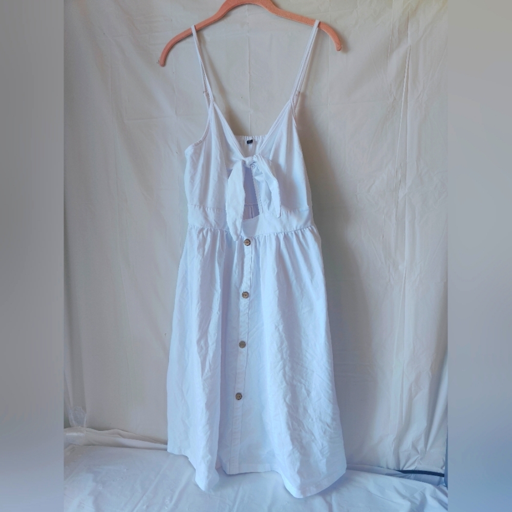 White Spaghetti Strap Dress with Sternum Cutout and Bow, Buttons - Size Large - Picture 2 of 12